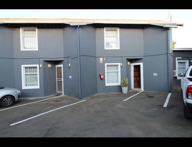 1 BEDROOM APARTMENT FOR SALE IN SCOTTSVILLE